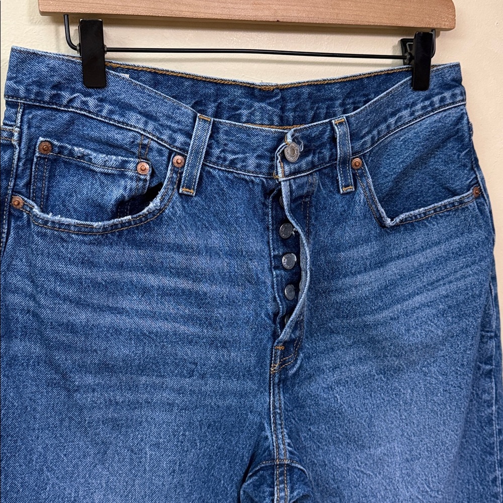 Levi’s 501 Premium Button Fly Jeans - Picture 2 of 6